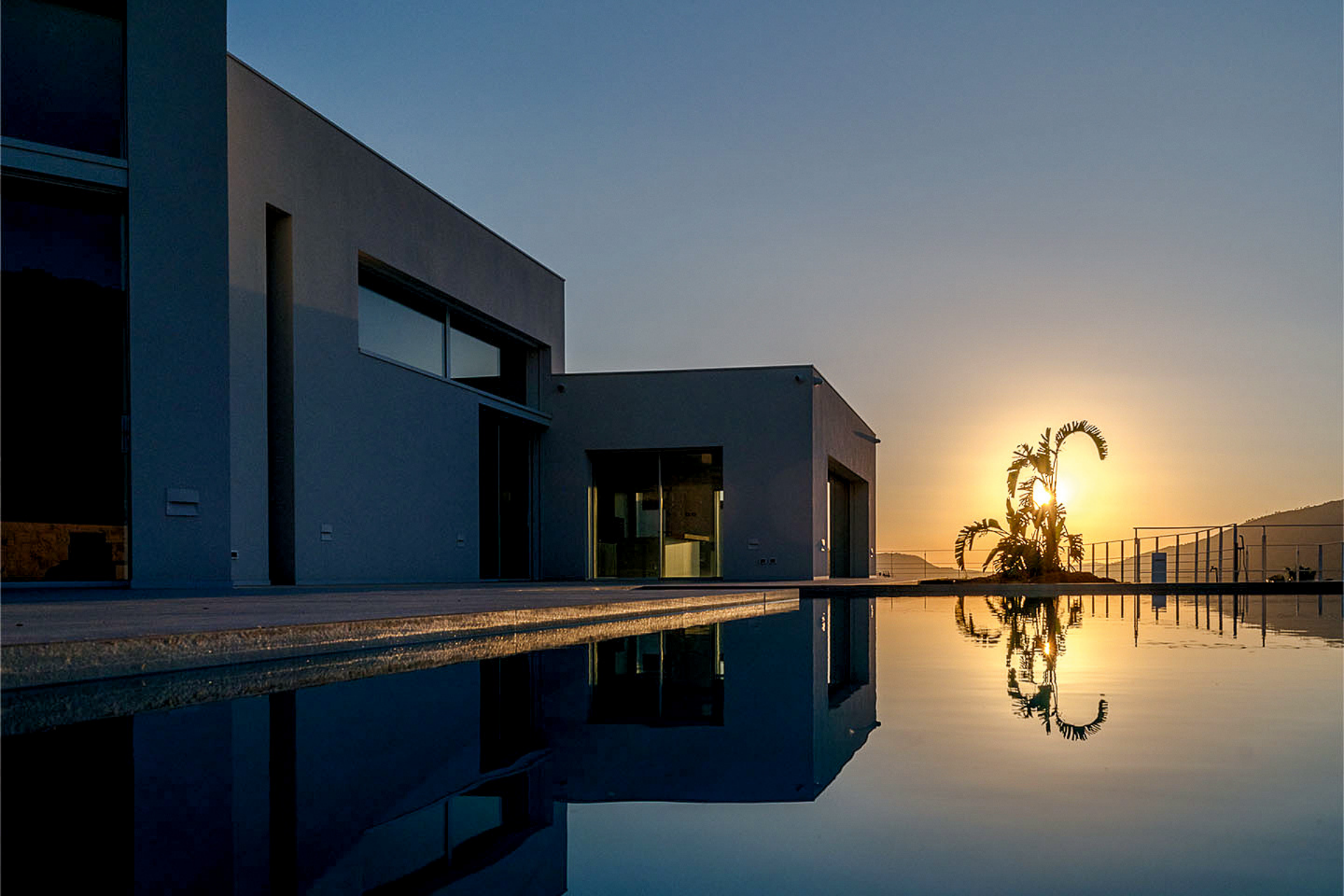 Contemporary Architectures: Casa FF - Oikos